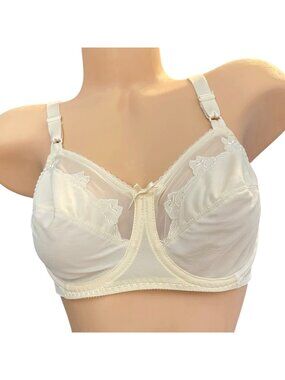 Bali Full Coverage Bra With Floral Embroidery Size 34C
